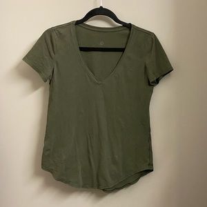 Lululemon Love V-Neck T-Shirt